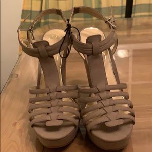 Jessica Simpson JP BRINLEE wedges